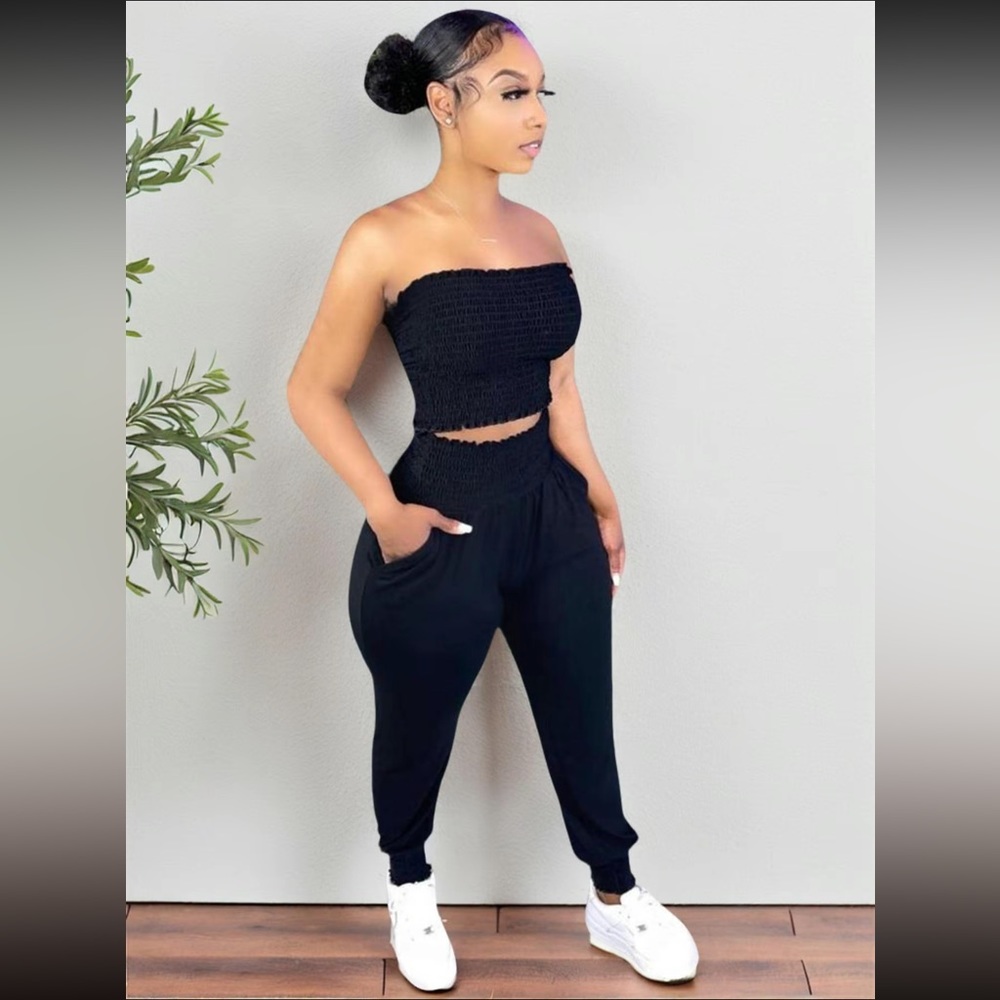 TikTok Shop: Black Tube Top Lounge Set (Pants and top)